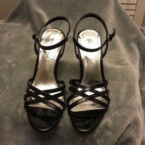 Rampage sz 10 Black Patent Leather Strappy Sandals